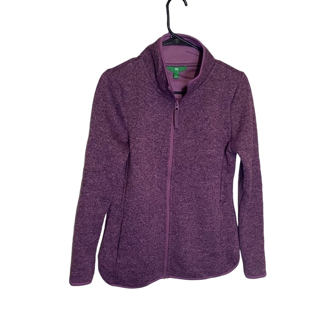 Dip ladies pink jacket size small.  Pockets, zip‎ closure athletic outdoor
